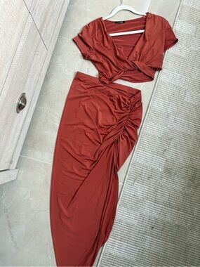 Rust Twist-Front Ruched Maxi Skirt Fashion Nova 2 piece set